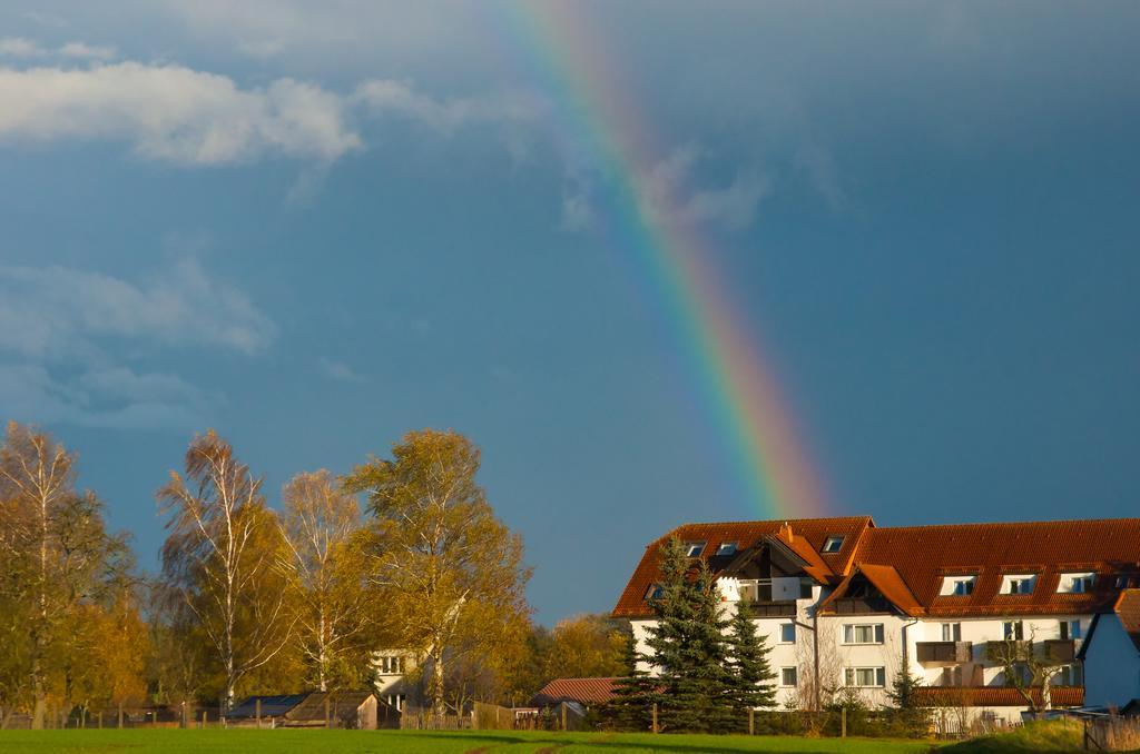 Adler Golf-& Tagungshotel Harth-Poellnitz Bagian luar foto